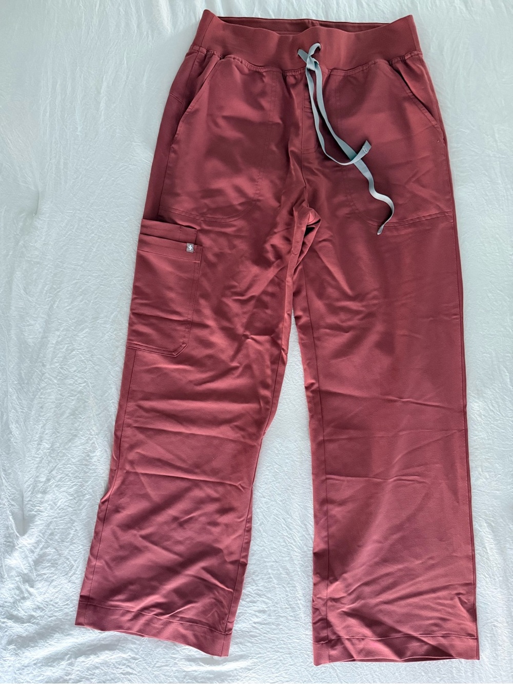 Figs Technical Collection Wide-Leg Scrub Bottom in Dusty Rose | Medium
